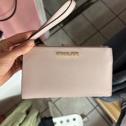 Pink Michael Kors Wristlet Wallet