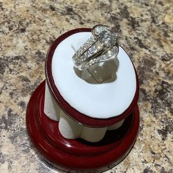 14k White Gold Natural Diamond Rind 1 Carat Main Stone 3 Carats Total Weight