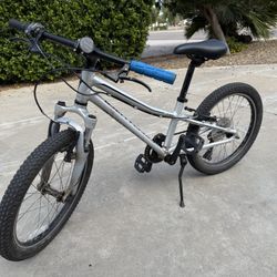 Specialized Hot Rock - Boys Bike