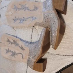 Sparkling Cowgirl Boots