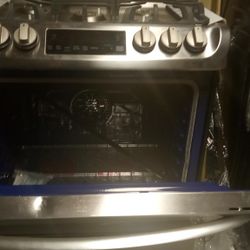 Beautiful New LG Stainless Steel Gas Stove 