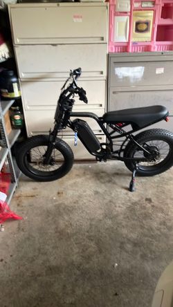 It’s a good e bike it goes up to 44mph.￼