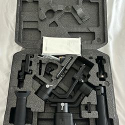 DJI Ronin-SC - 3 Axis Gimbal Stabilizer - GIMBAL - w/ Protective Case FOR PARTS