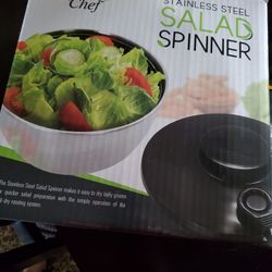 Salad Spinner NEW IN BOX