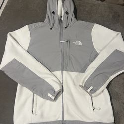 North Face jacket - size medium men’s OR size large women’s