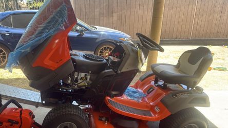 Husqvarna riding mover 54inchs 24hp Briggs&sttraton engine new