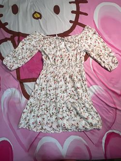 Red floral white long-sleeved dress m