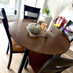 Round Dining Table Set 4