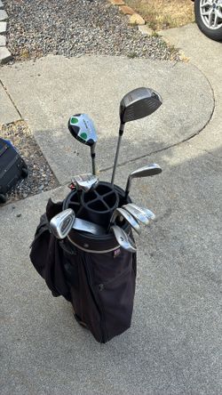 Women’s Set Of Golf Clubs