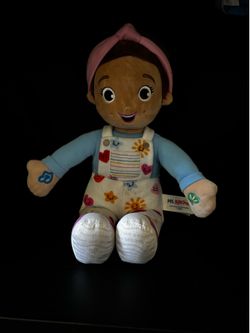 Talking Ms Rachel doll- TULARE