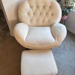 Swivel Cream plush chair with Ottoman