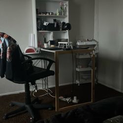 Nail Mounted Wall Desk