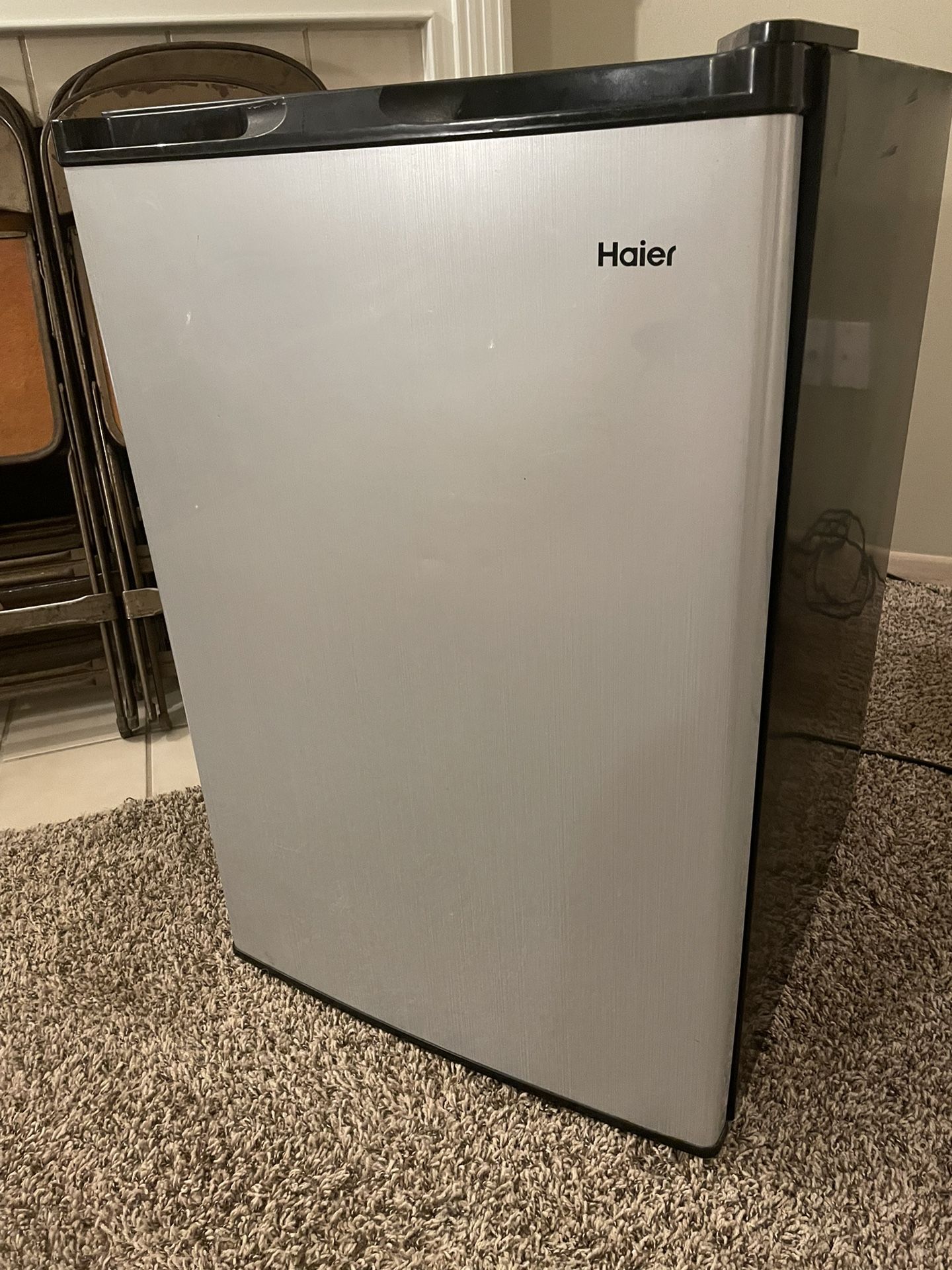 Haier 4.5 cu Fridge & Freezer