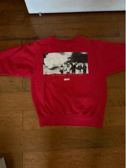 Men’s street wear crewneck size medium
