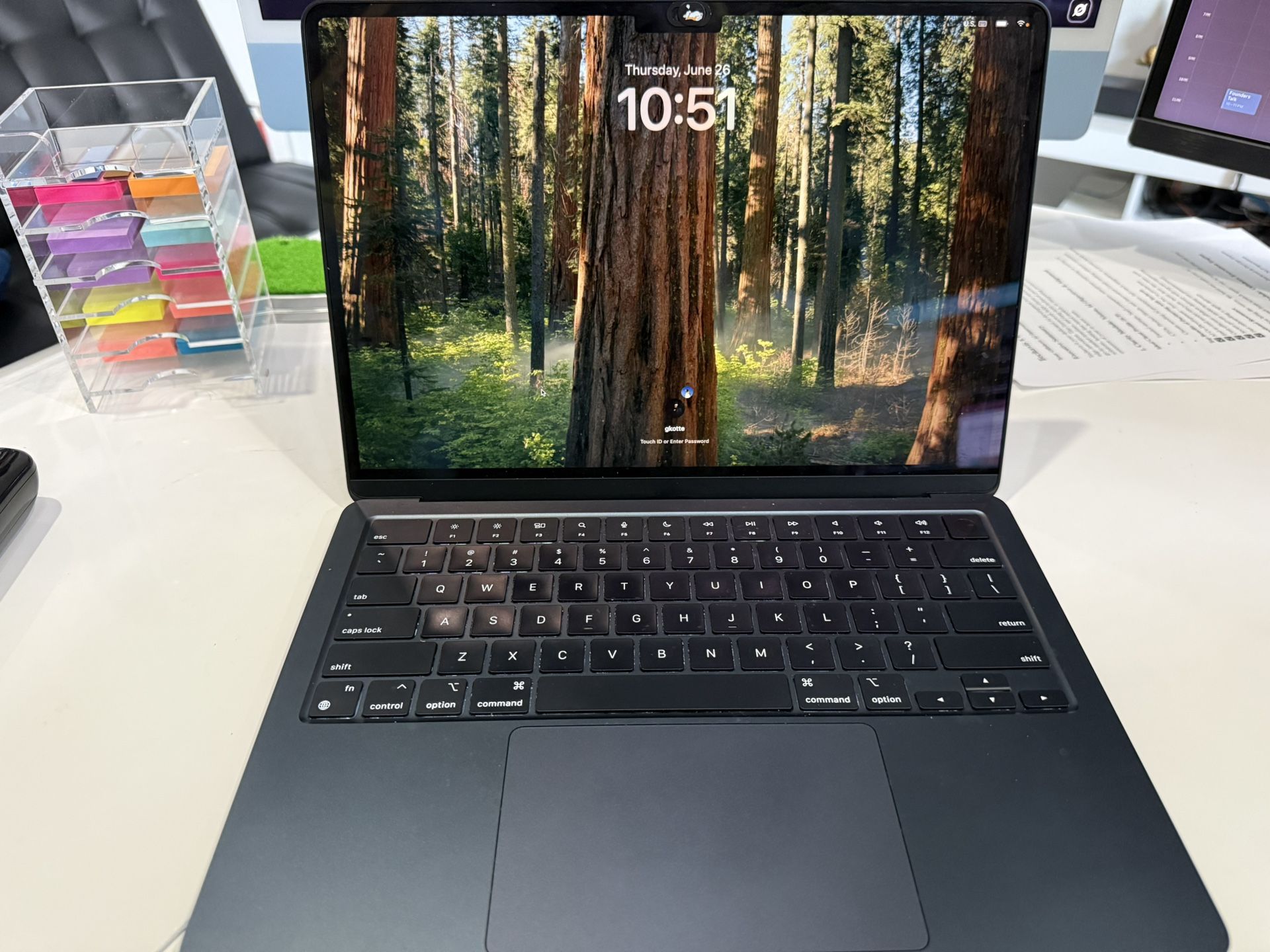 Apple MacBook Air M3 – 16GB RAM, 512GB SSD