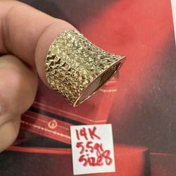 14K Yellow Gold Wedding Ring 5.5Gr Size 8
