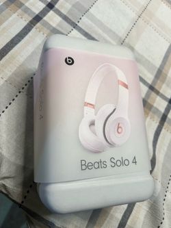 BEATS SOLO 4 (PINK ROSE GOLD)