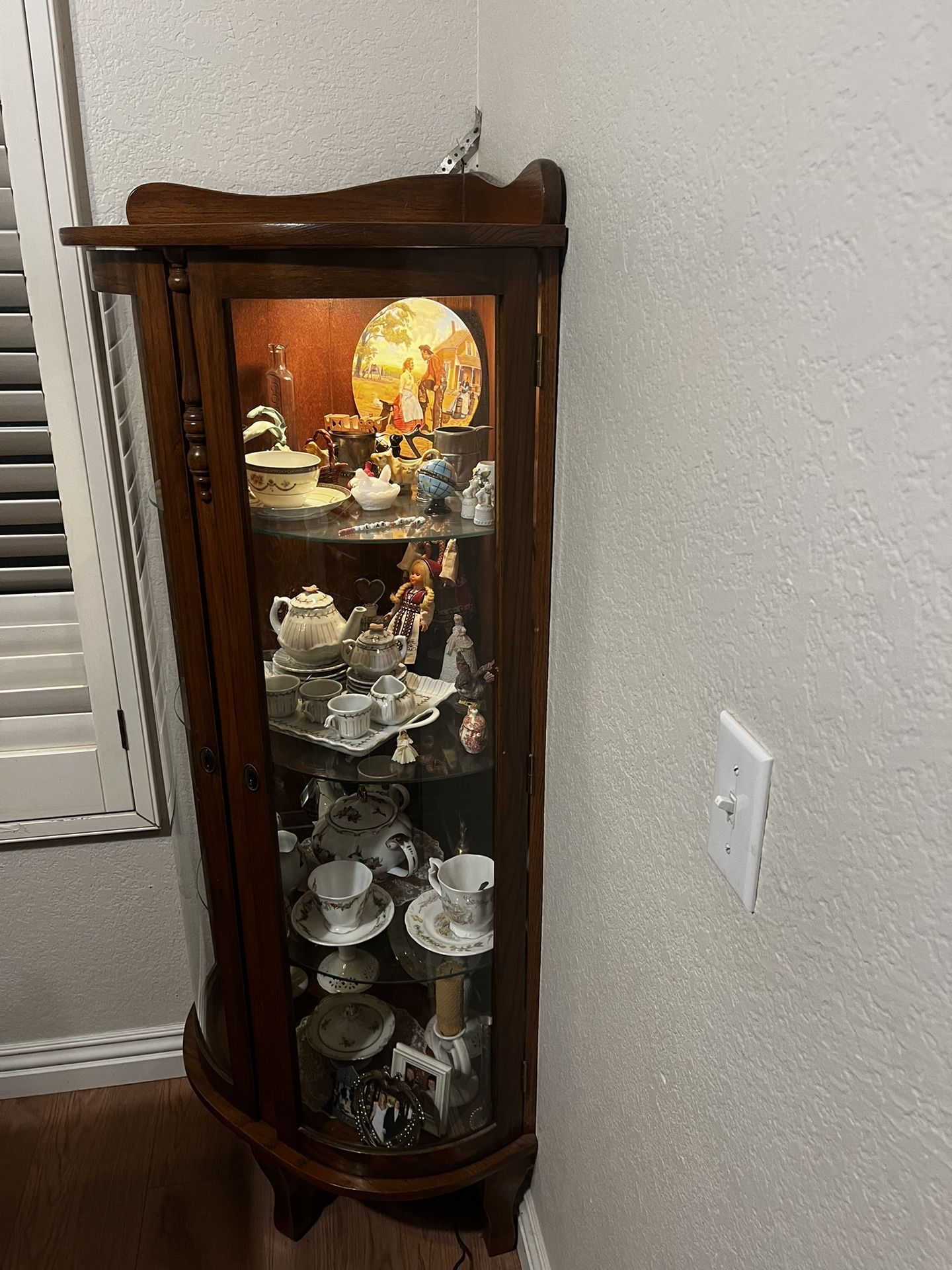 Vintage corner Curio Cabinet