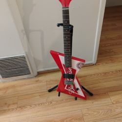 ELECTRIC GUITAR 