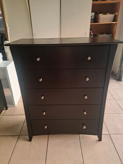 solid Wood Dresser