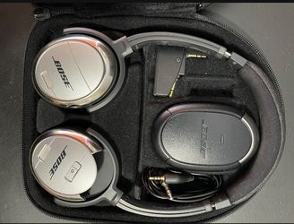 Bose Noise Cancelling Headphones - Quiet Comfort 