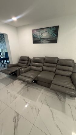 Se vende sofás seminuevos de piel