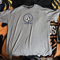 Vintage Volcom 2000s Tee Shirt 