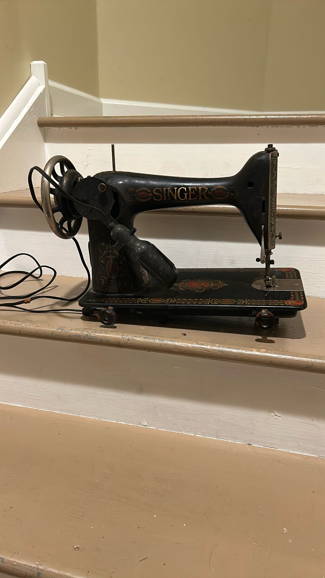 Vintage Singer Sewing Machine