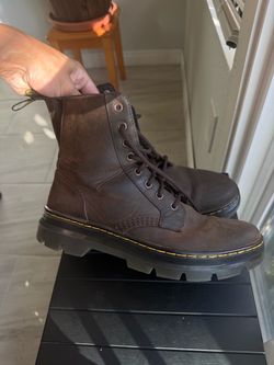Doc Martens Boots men’s 8