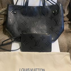 Louis Vuitton Neverfull MM Tote 