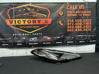 CHEVY CORVETTE 2020-2025 RH HEADLIGHT OEM