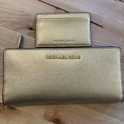 Michael Kors Wallet $20 Never Used