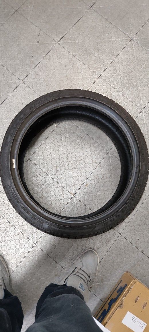 Eagle Sport All Season 245/30R20 95w