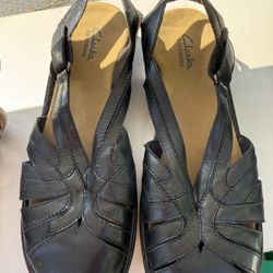 Clarks Bendable Sandel Shoes