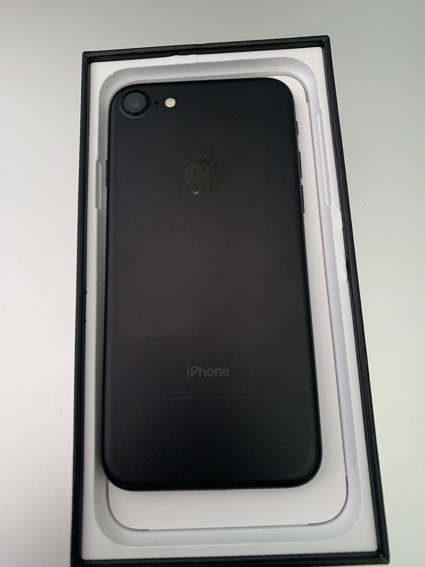 Iphone 7 Matte Black 32GB ANY CARRIER