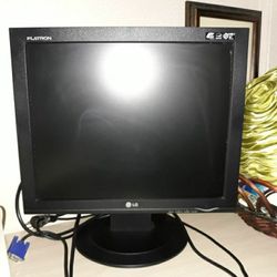 LG Flatron monitor 17" screen