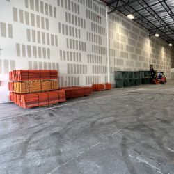 New & Used Pallet Racking Beams Uprights Wire Decks Forklifts 