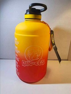 🎉 Buc-ee's Large Hydration Bottle Jug with Straw & Handle (yellow gold/red) 🎉