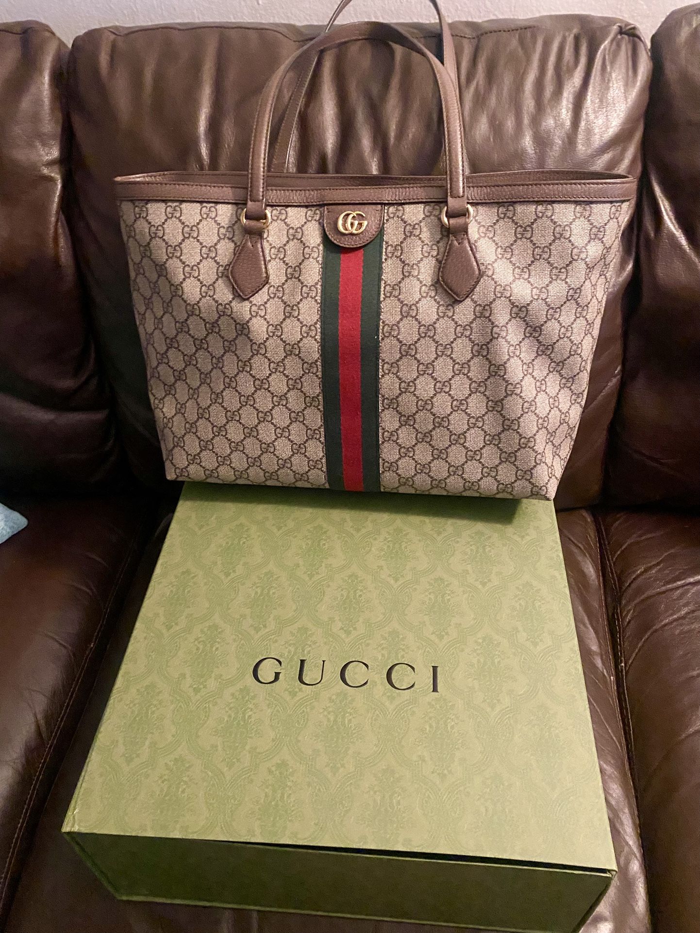 Gucci Medium Tote