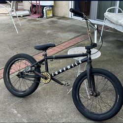 Colt juvenile BMX
