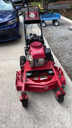 World lawn mower 32”walk behind