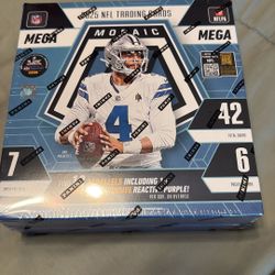 2025 Mosaic Football Card MEGA Box