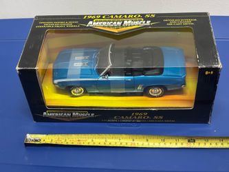 ERTL AMERICAN MUSCLE 1969 CHEVY CAMARO SS CONVERTIBLE 1:18 DIECAST MODEL CAR