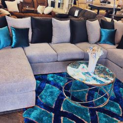 Custom Made Sectionals available ✨ 