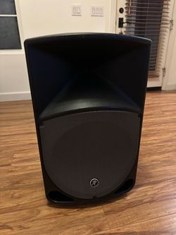 Mackie Thump 15” Self Powered Speaker | Excellent Condition