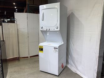 NEW! GE 2.3Cu.Ft Washer & 4.4Cu Ft. Dryer Combo in White Model # GUD24GSSM1WW