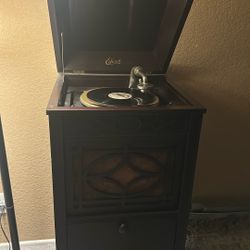 Edison Phonograph 