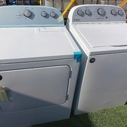 Whirlpool Electric Washer And Dryer Set 
