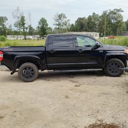 Toyota Tundra 