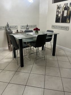 Dining Room Ser